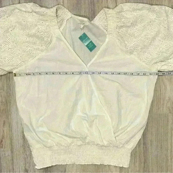 NWT Maurice’s Short Sleeve Eyelet Wrap Blouse Ivory Smocked Waist Cotton Size XL - Picture 4 of 9